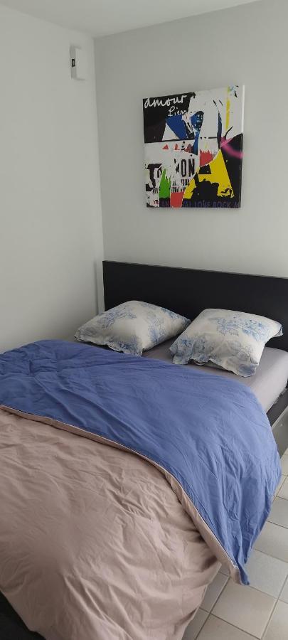 Studio Cosi Idealement Place Au Coeur De Ville Bourges Kültér fotó
